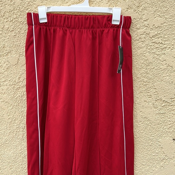 Women’s wild fable dark red Leg track pants dark red NWT - Picture 4 of 8